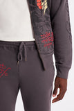 https://cdn.shopify.com/s/files/1/0293/9277/files/10-01-25_S7_45_EHM80062FN_Charcoal_KJ_MC_14-02-13_9210_SKS.jpg?v=1759456012