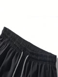 Men Drawstring Waist Zipper Pocket Shorts