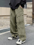 Manfinity EMRG Men Flap Pocket Side Cargo Pants - MapleCo