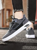 Men's Casual Shoes Spring and Summer 2023 New Breathable Trendy Sports Board Shoes Black Leather Tide Shoes Students' Shoes