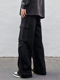 Manfinity EMRG Men Flap Pocket Side Drawstring Waist Oversize Cargo Pants Baggy Long Plain Black Going Out