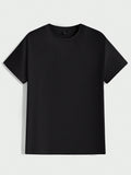 Manfinity NiteLyfe Men's Knitted Casual Round Neck Short Sleeve T-Shirt