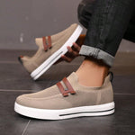 Men Slip-On Low-Top Skate Shoes, Comfortable And Anti-Slip Casual Sports Shoes, Comfortable Outdoor Shoes - MapleCo