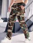 Manfinity LEGND Men's Casual Camouflage Printed Utility Pants