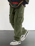 Manfinity EMRG Loose Fit Men's Cargo Pants With Flap Pockets On The Side - MapleCo