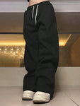 Manfinity Hypemode Men's Loose Solid Color Drawstring Black Sweatpants