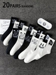 3 Pairs/5 Pairs/8 Pairs/10 Pairs/20 Pairs Random Ghost Face Trendy Crew Socks, Versatile Selection For All Seasons