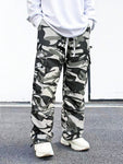 Manfinity EMRG Men's Camouflage Print Cargo Pants With Flap Pockets, Side Drawstring And Loose-Fit Design